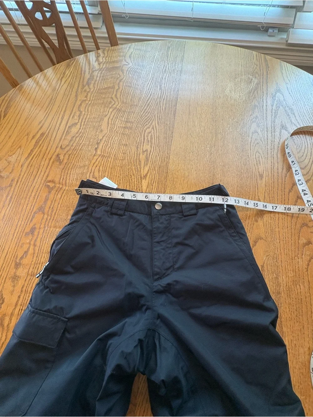 COLUMBIA BUGABOO Boys M 10-12 Black Cargo Snow Ski Pants Kids Unisex EUC